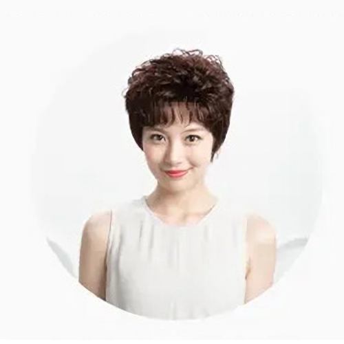 用手整理造型避免使用梳子